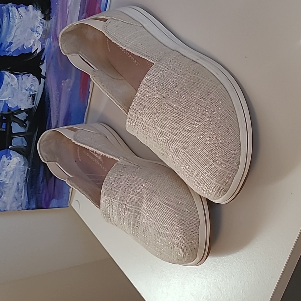Clarks Women's Beige Slip-On Loafers